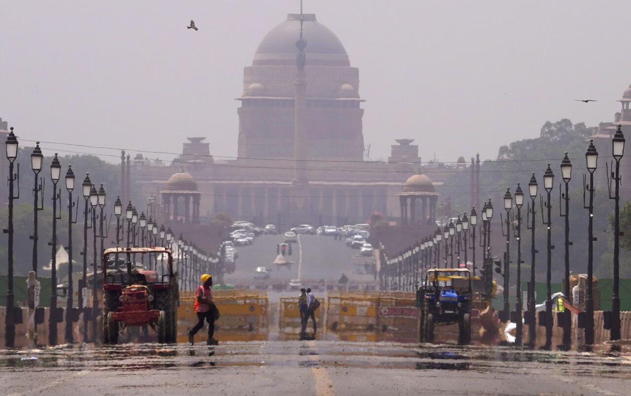 Is India Ready for Rising Heat? Heat Resilience for 11% of Urban India 1 Rising Heat