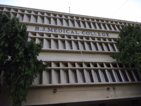 BJ Medical College Postpones MBBS Exams Following Air India Crash Tragedy 1 BJ Medical College