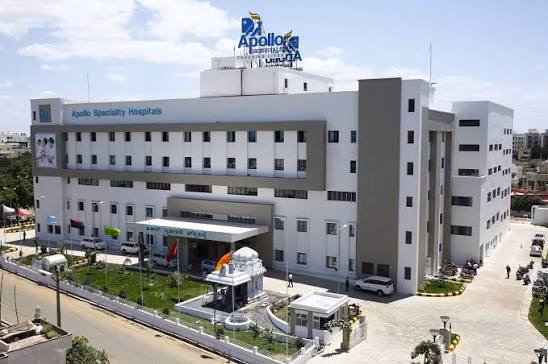 Tier-2 India Fills Up: Why India’s Hospital Giants Are Taking the Next Bed-Building Battle Beyond the Metros 2 image 38